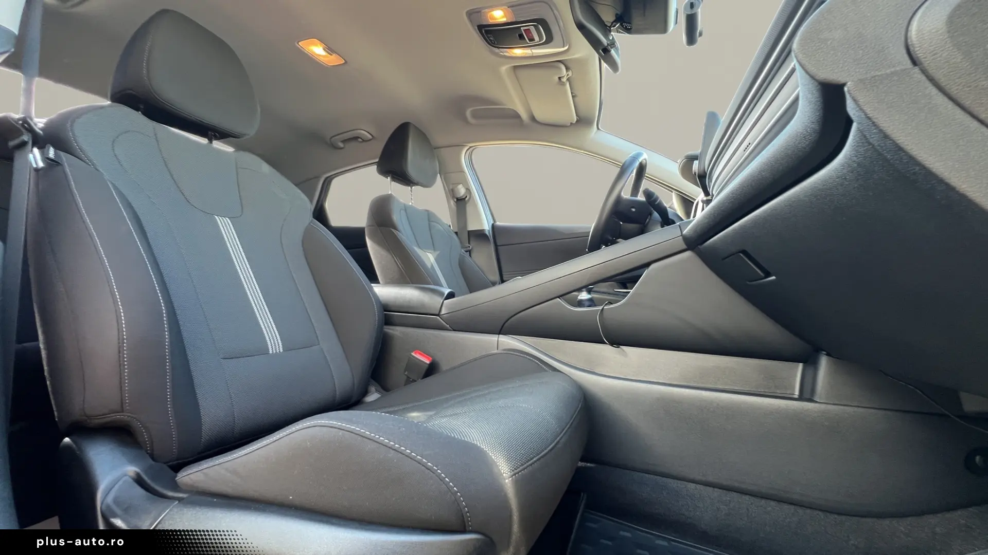 Hyundai Elantra 1.6 l 123 CP 6MT Comfort