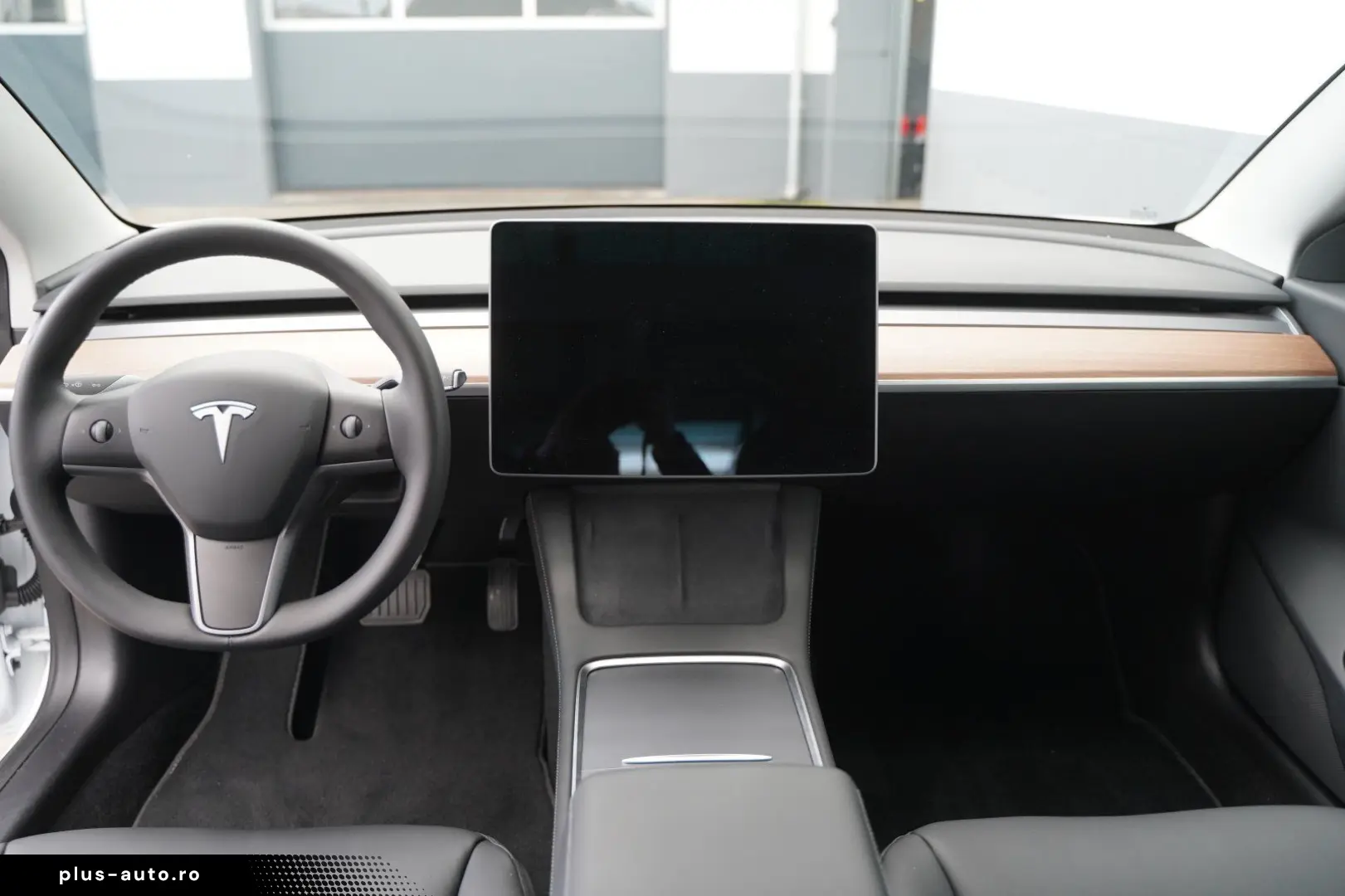 TESLA Model 3 Long Range AWD   19-Zoll