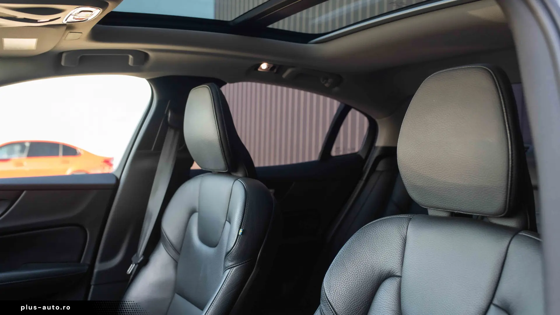 Volvo S60 T8 Recharge Inscription