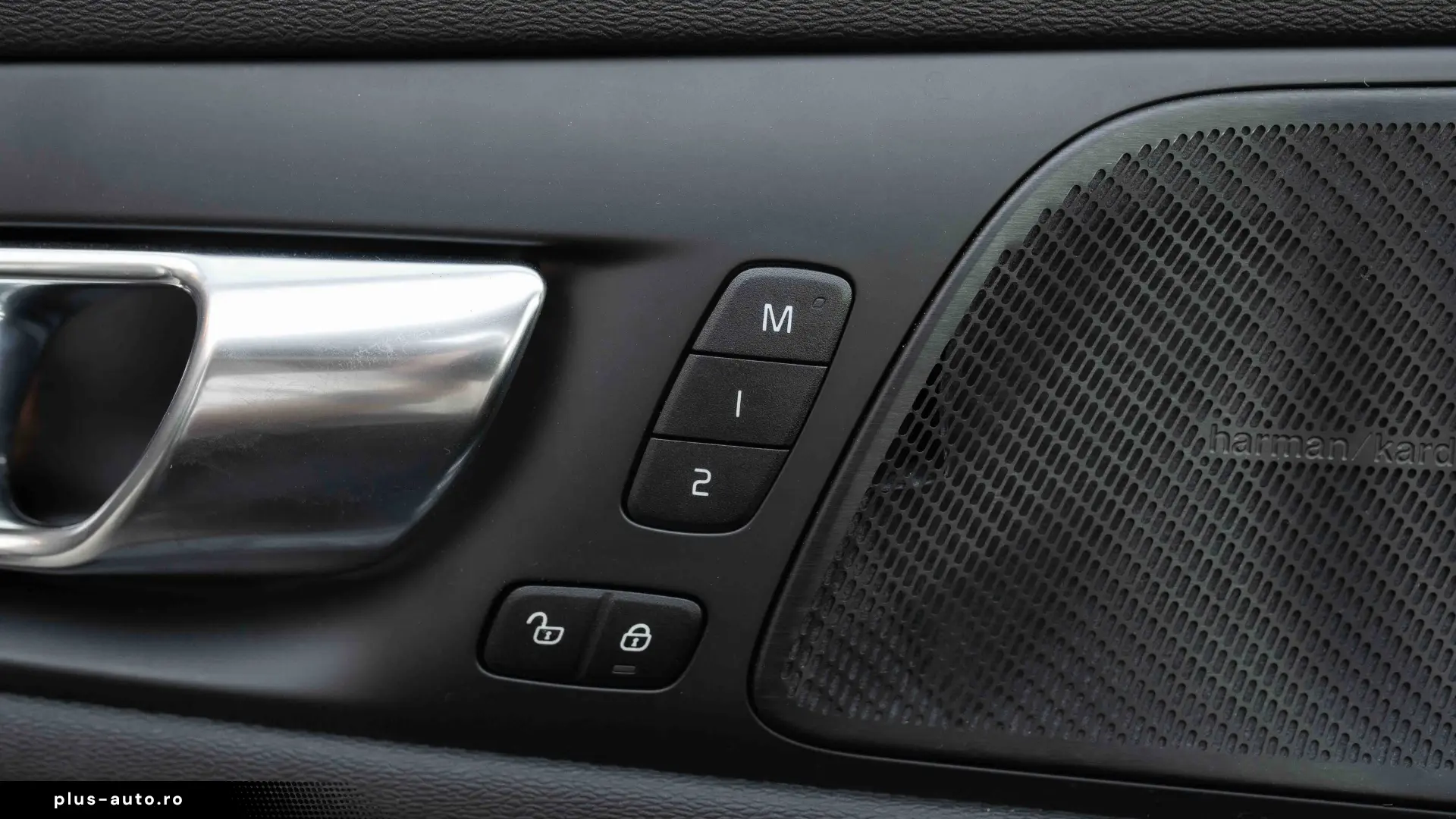 Volvo S60 T8 Recharge Inscription