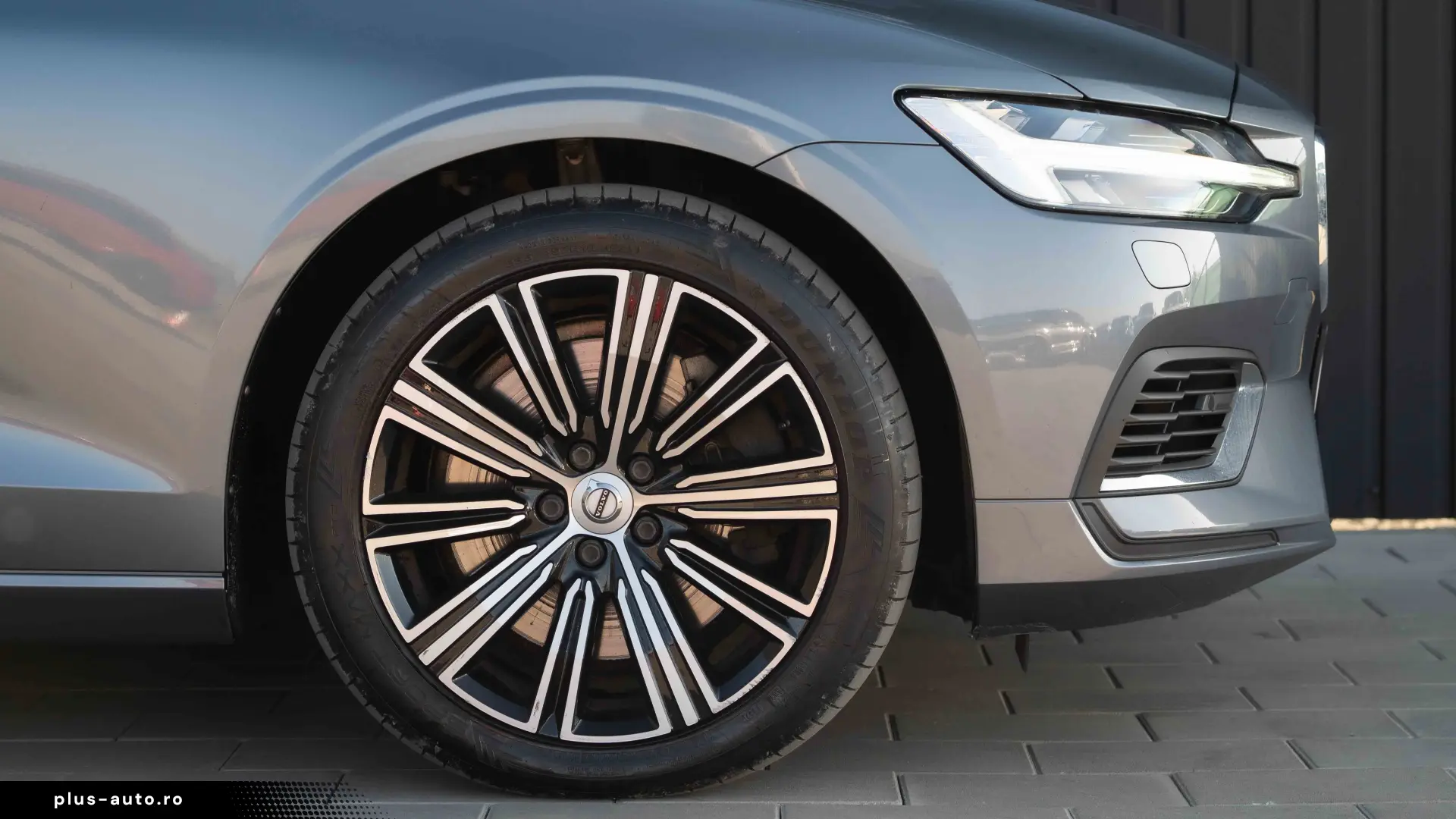 Volvo S60 T8 Recharge Inscription