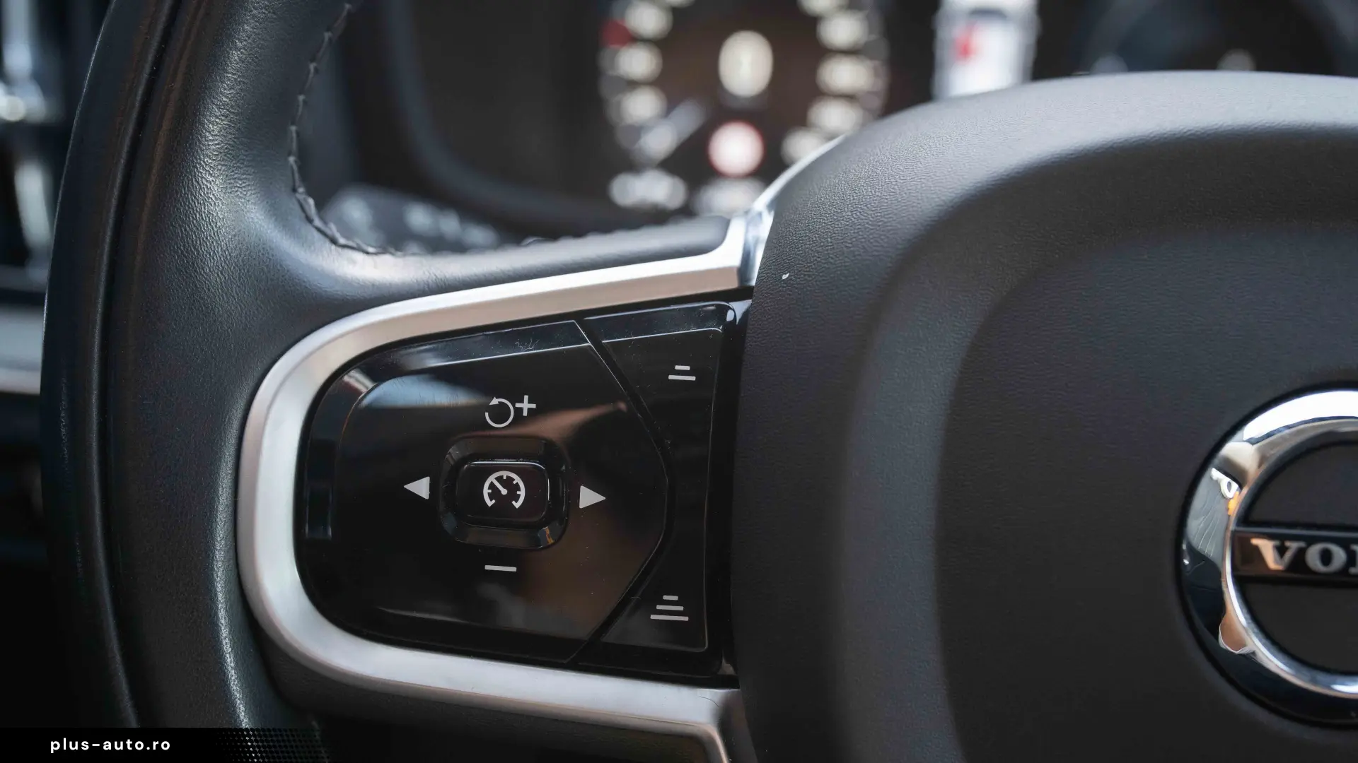 Volvo S60 T8 Recharge Inscription