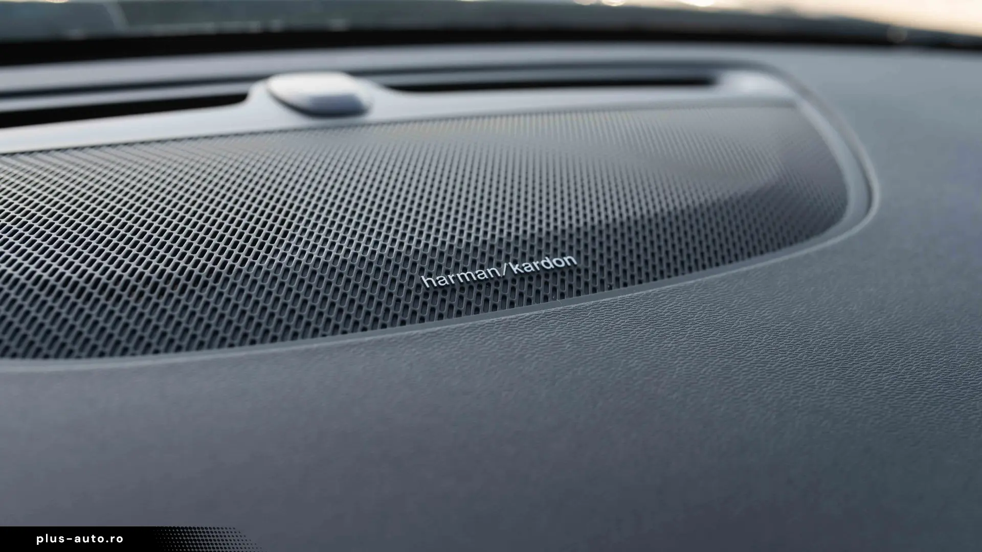 Volvo S60 T8 Recharge Inscription