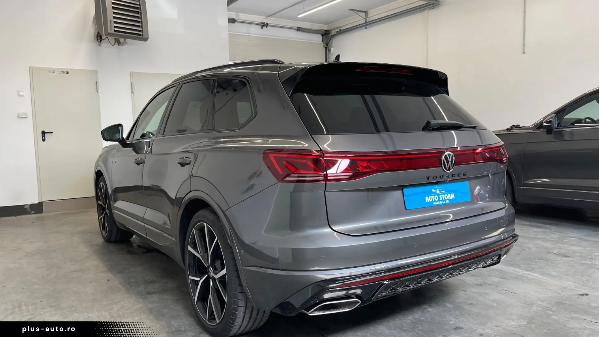 Volkswagen Touareg 3.0 TDI 4Motion R-Line Final Edition
