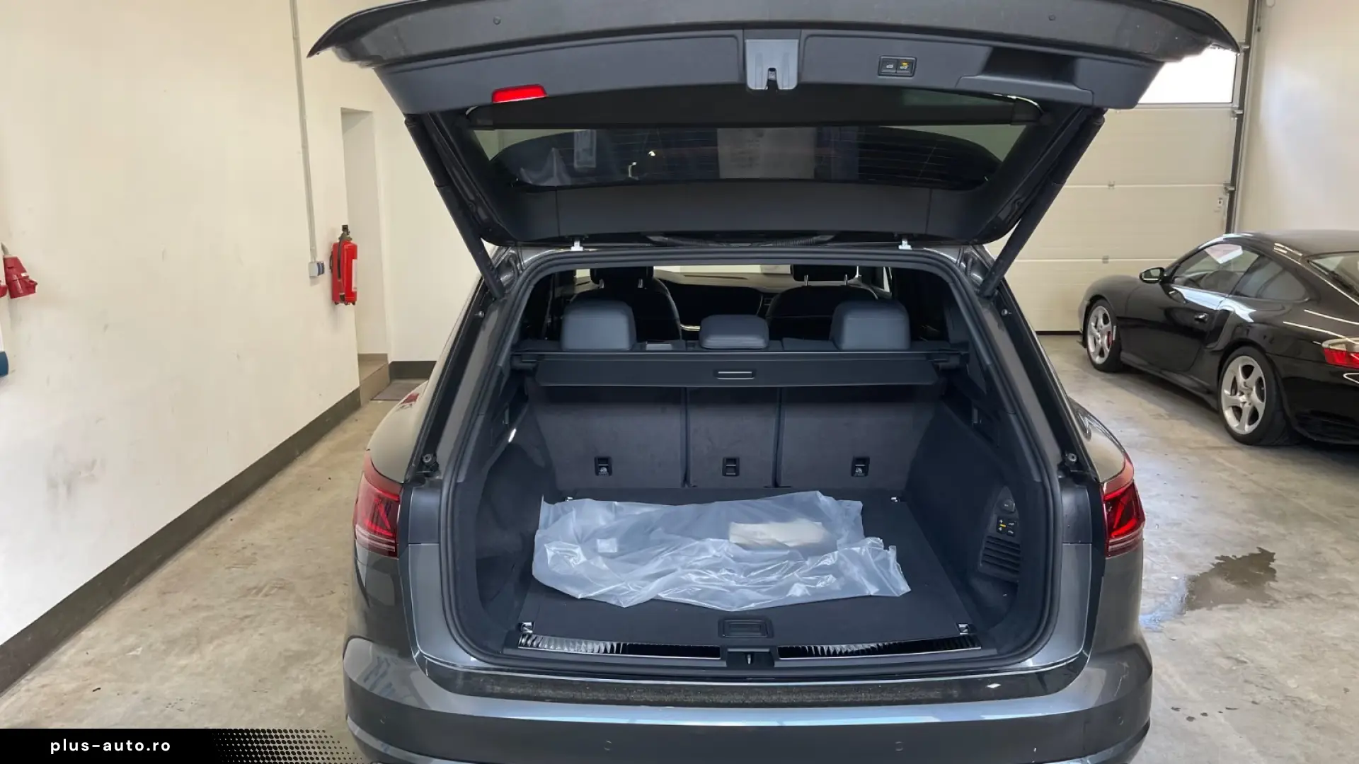 Volkswagen Touareg 3.0 TDI 4Motion R-Line Final Edition