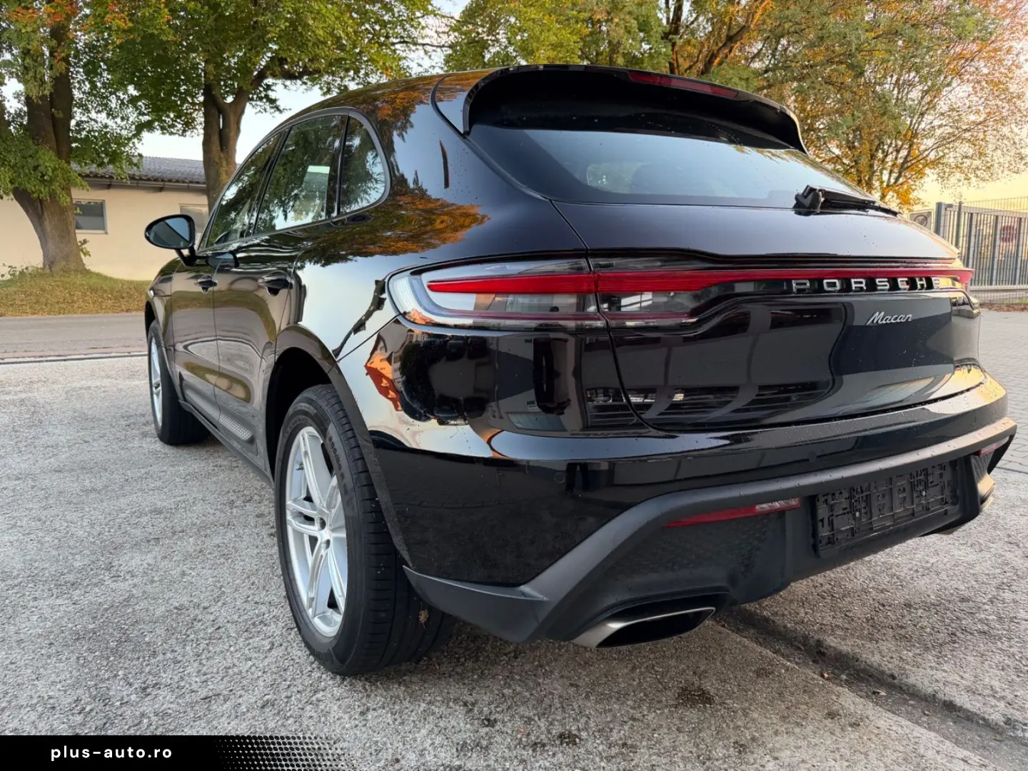 PORSCHE Macan SPURWECHS RFK