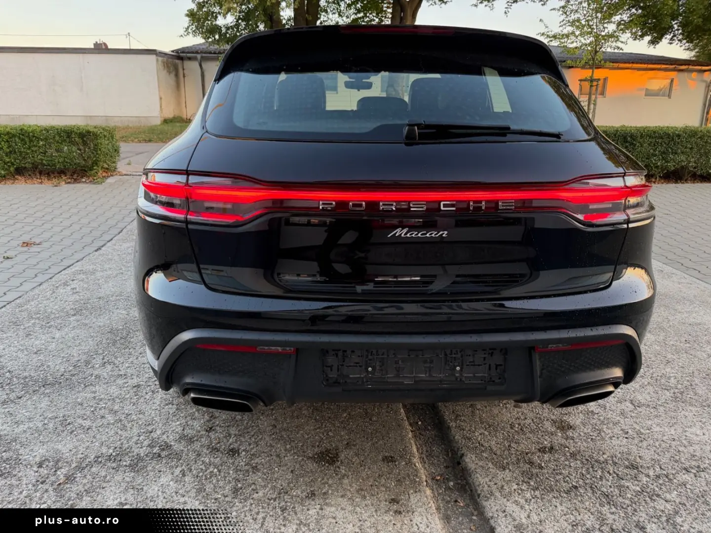 PORSCHE Macan SPURWECHS RFK