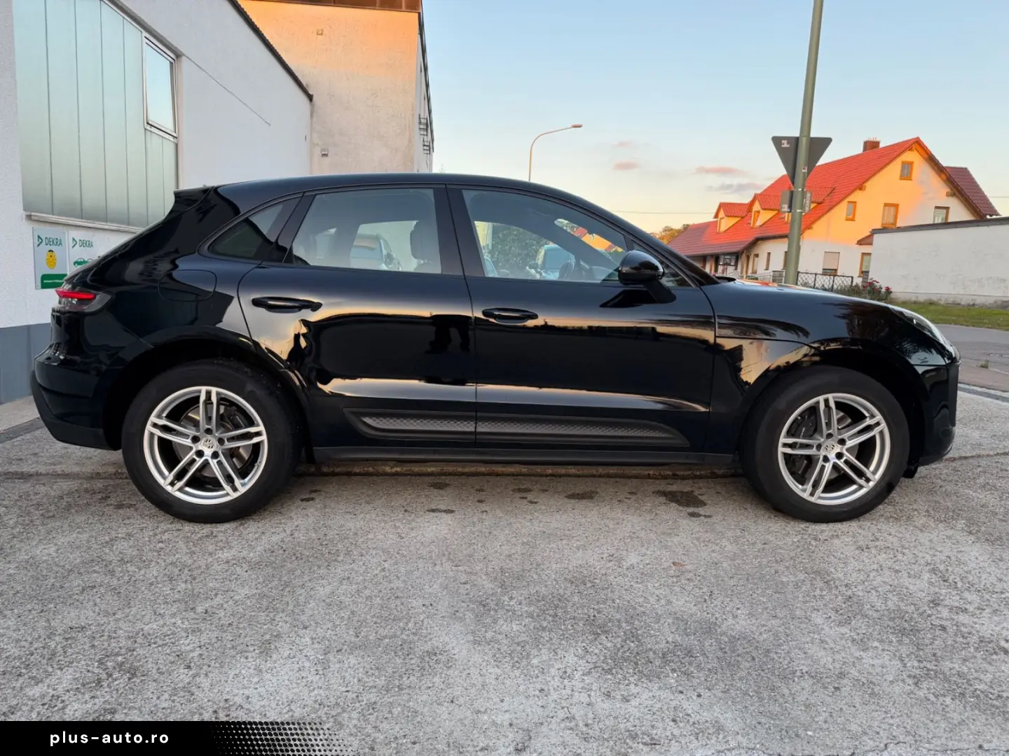 PORSCHE Macan SPURWECHS RFK