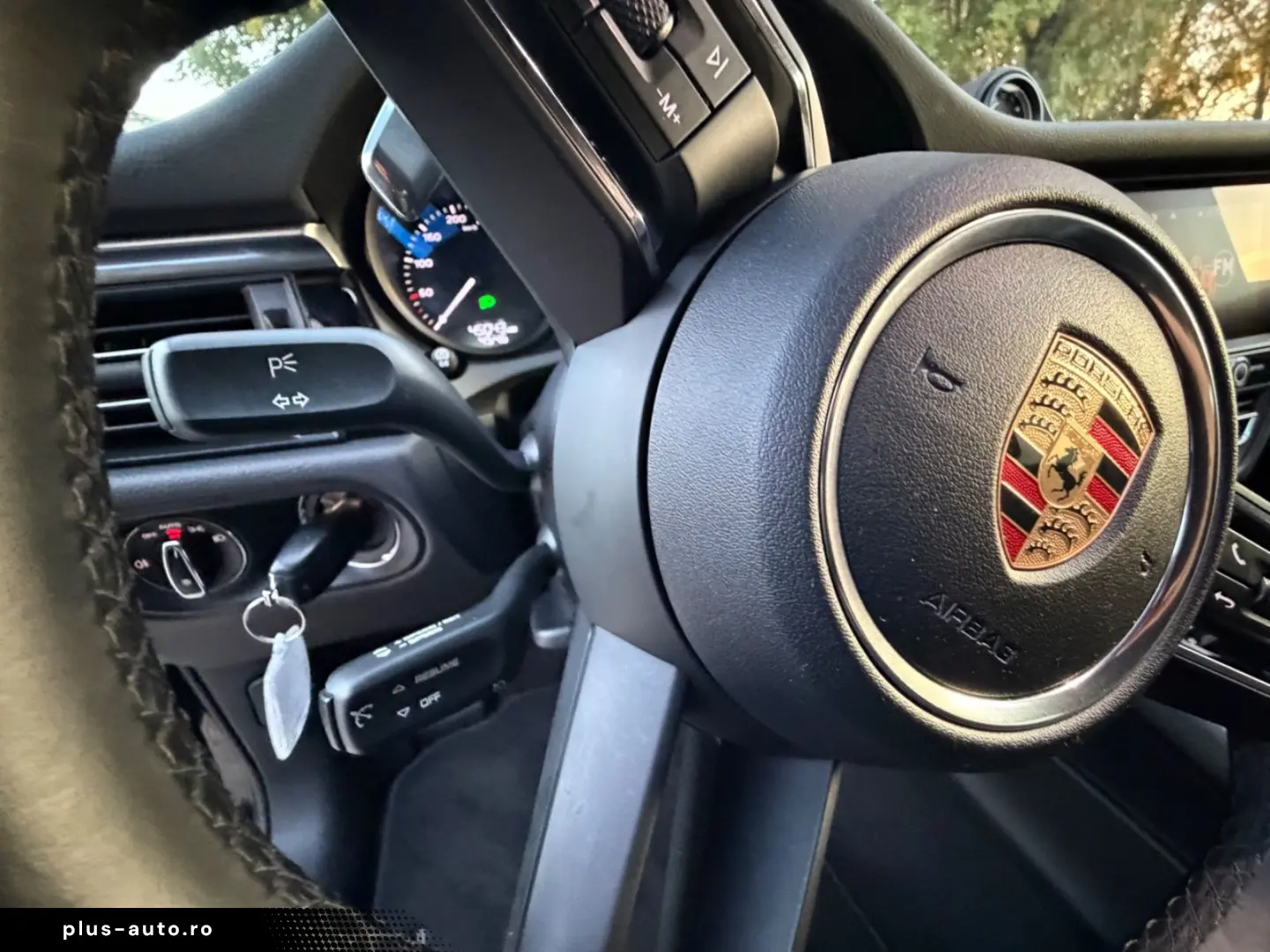 PORSCHE Macan SPURWECHS RFK