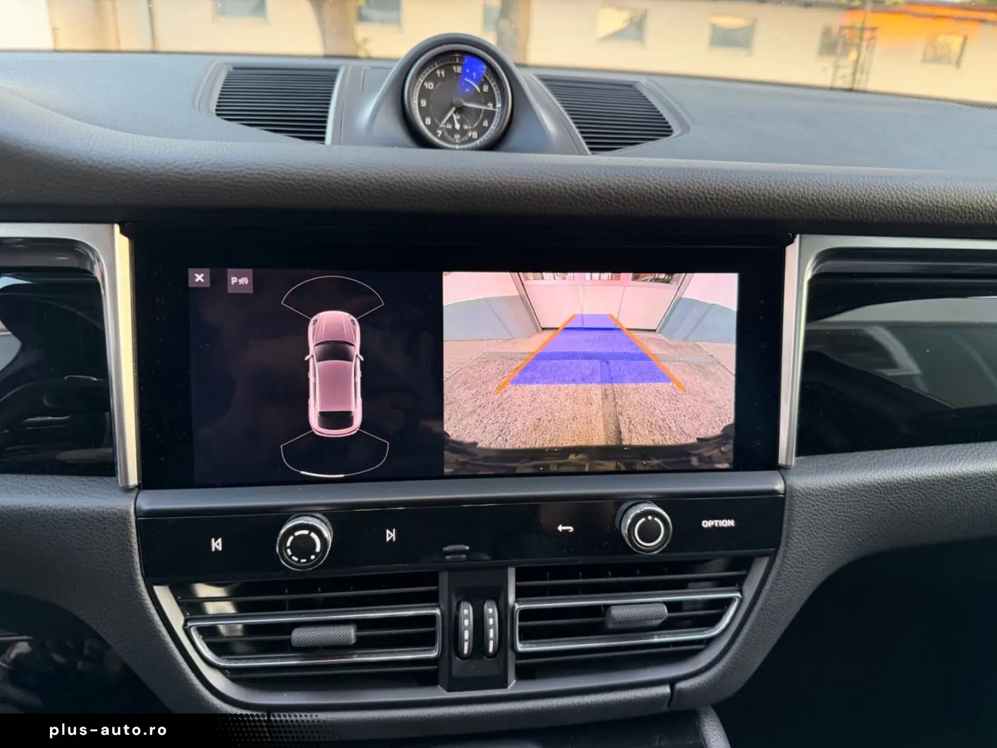 PORSCHE Macan SPURWECHS RFK