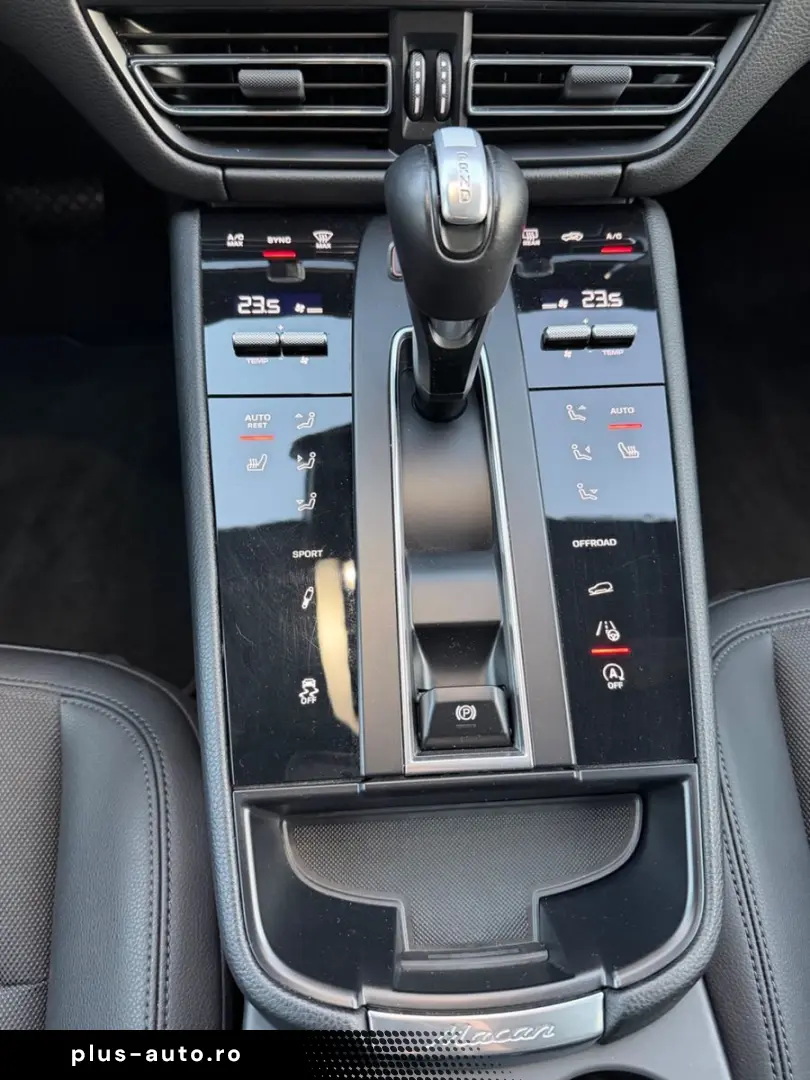 PORSCHE Macan SPURWECHS RFK
