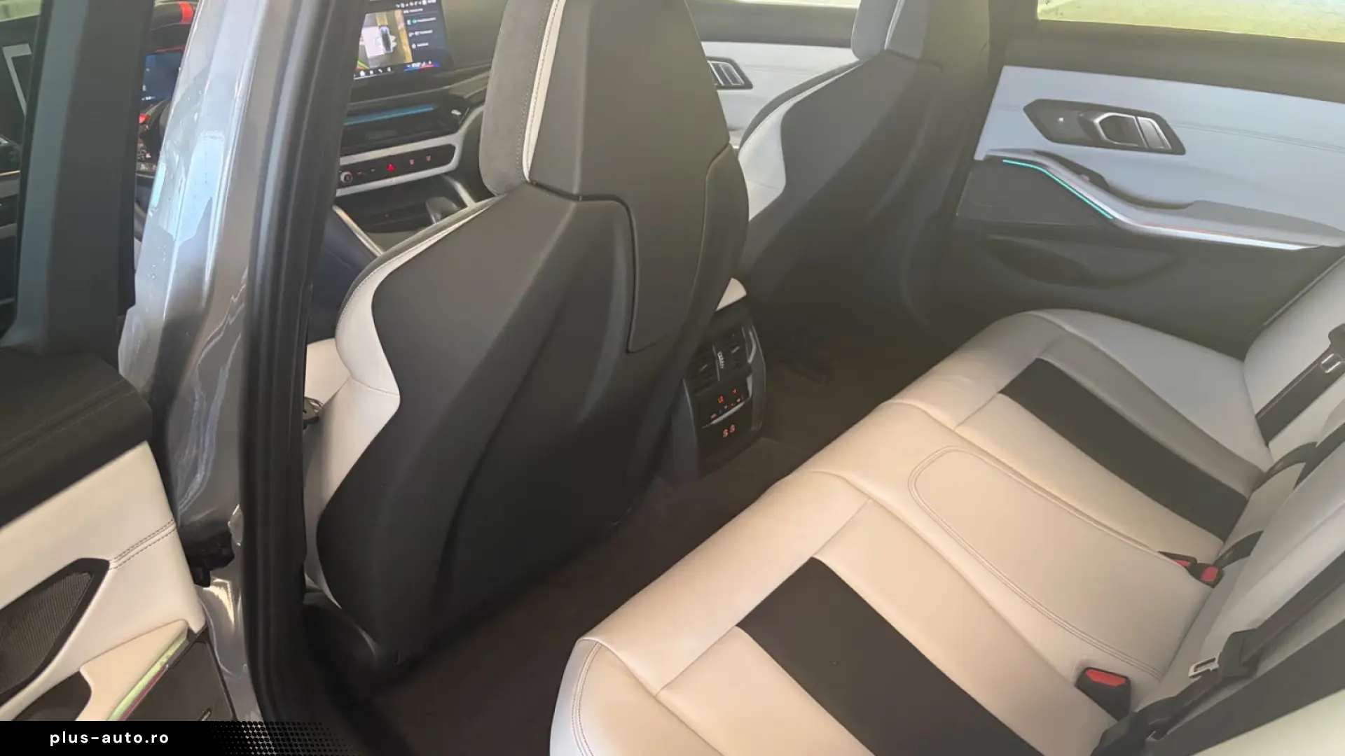 BMW M3 Competition xDrive 360  VENTILAȚIE