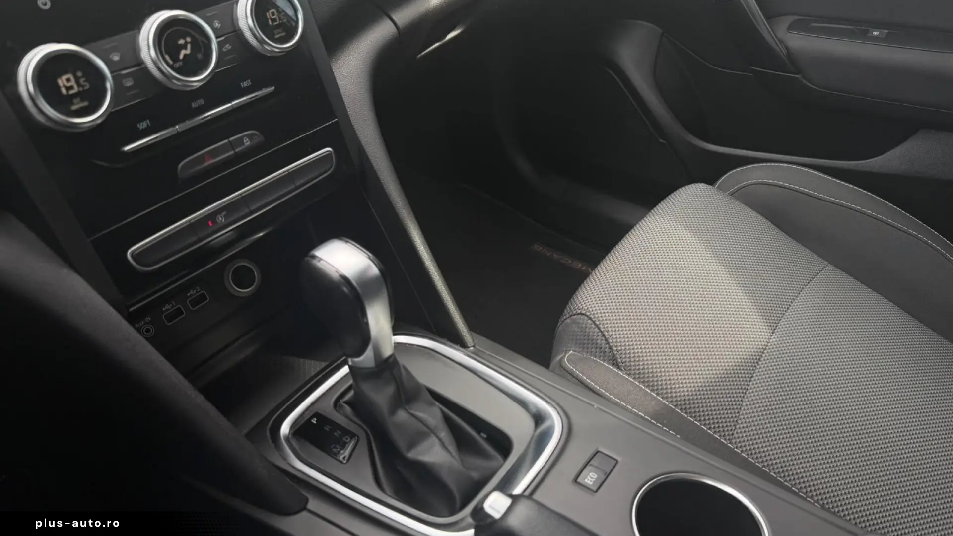 Renault Megane TCe 140 EDC GPF Zen 2022