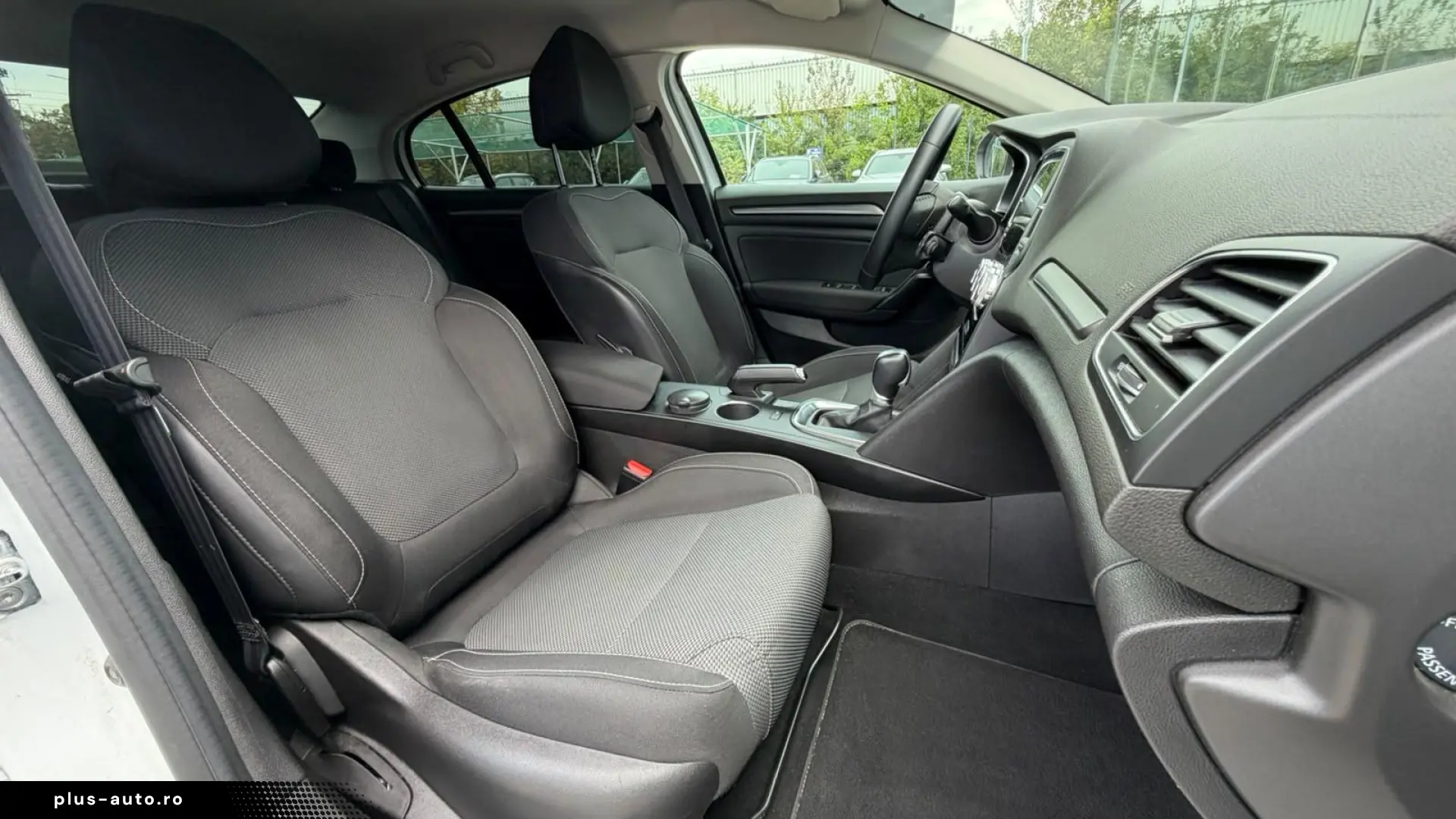 Renault Megane TCe 140 EDC GPF Zen 2022