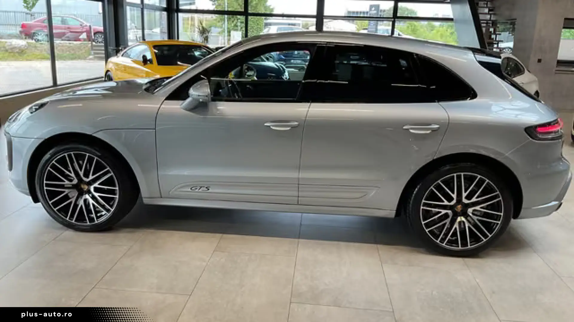 Porsche Macan GTS AHK BOSE PASM Pano 21  360