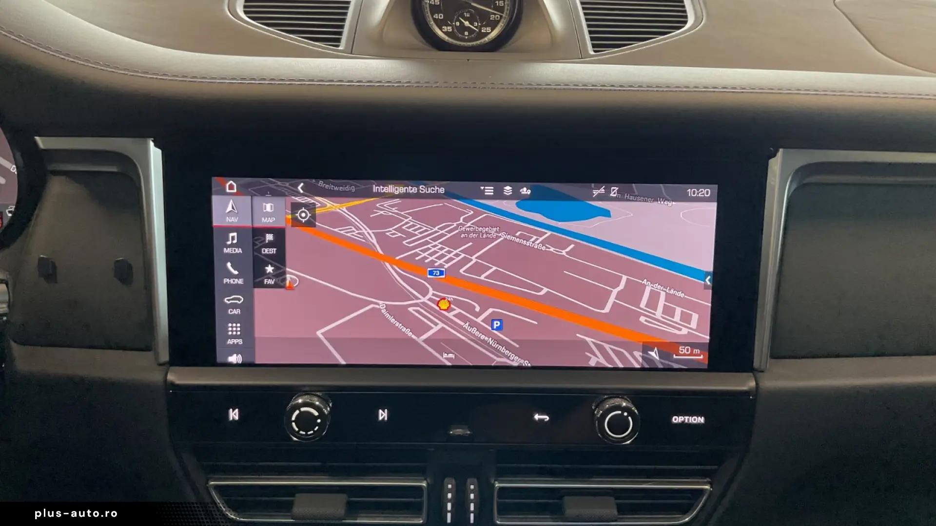 Porsche Macan GTS AHK BOSE PASM Pano 21  360
