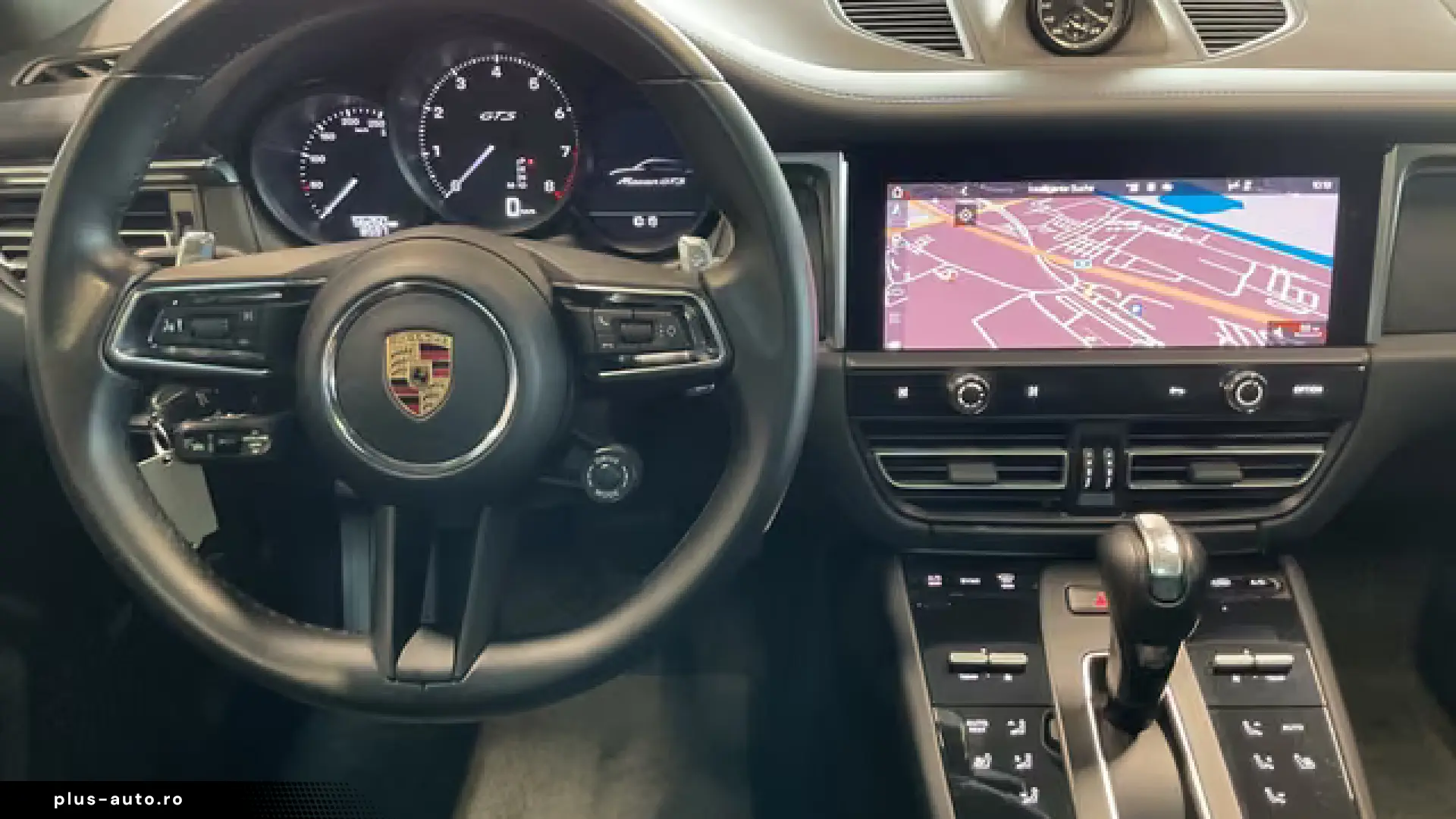 Porsche Macan GTS AHK BOSE PASM Pano 21  360