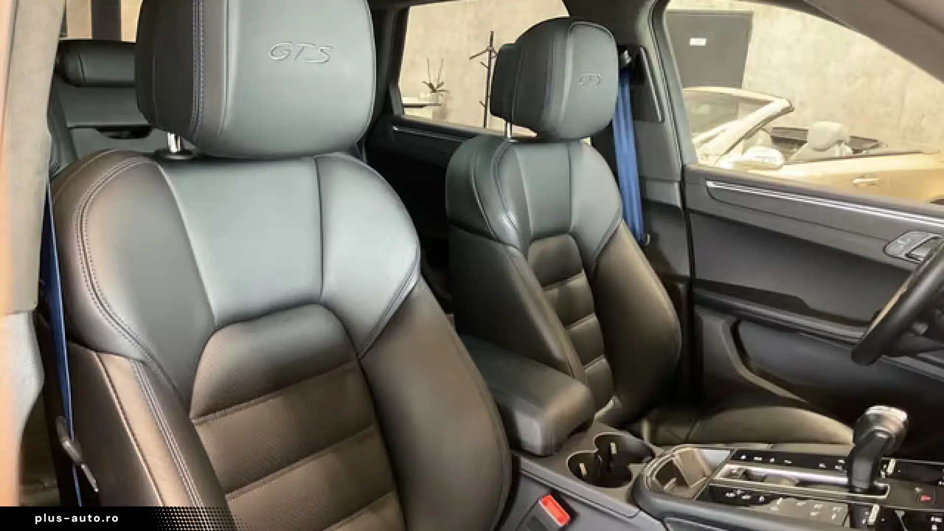 Porsche Macan GTS AHK BOSE PASM Pano 21  360
