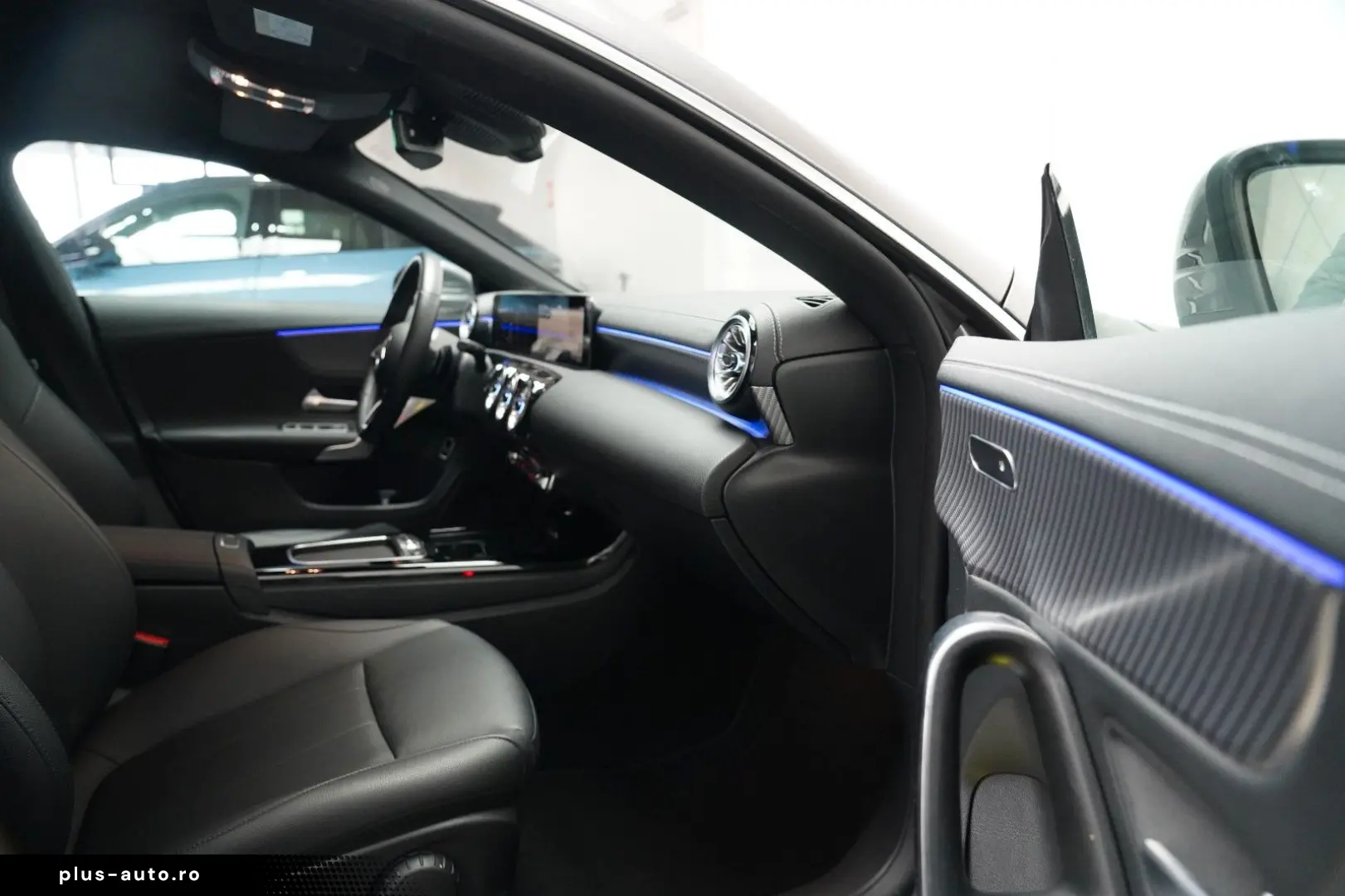 MERCEDES-BENZ CLA180d ADVANCED  WIDESCREEN LED KEYLESS