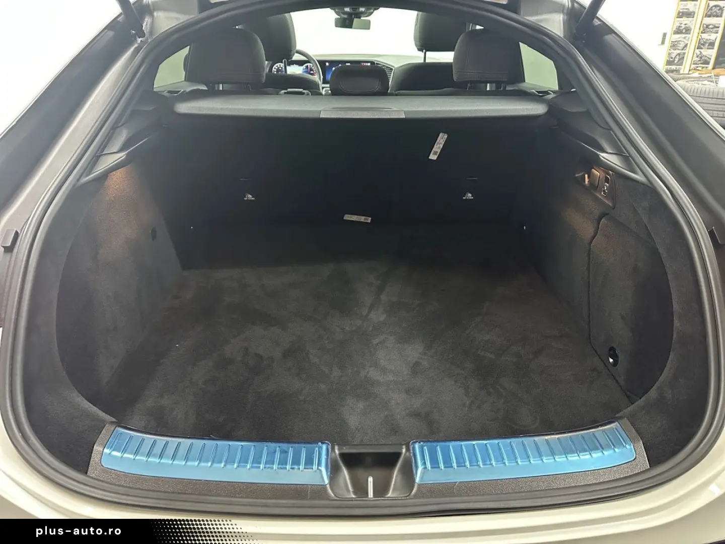MERCEDES-BENZ GLE 350 de 4Matic Hybrid AMG AHK AIRMATIC PANO