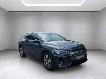 Audi Q8 e-tron 55 quattro advanced