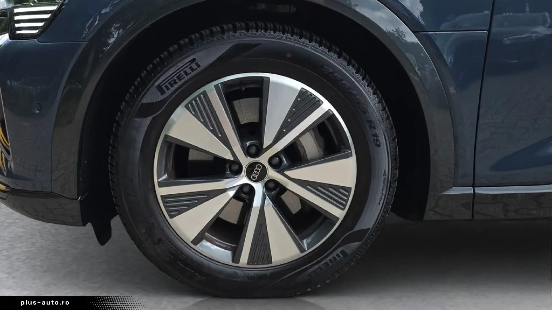 Audi Q8 e-tron 55 quattro advanced
