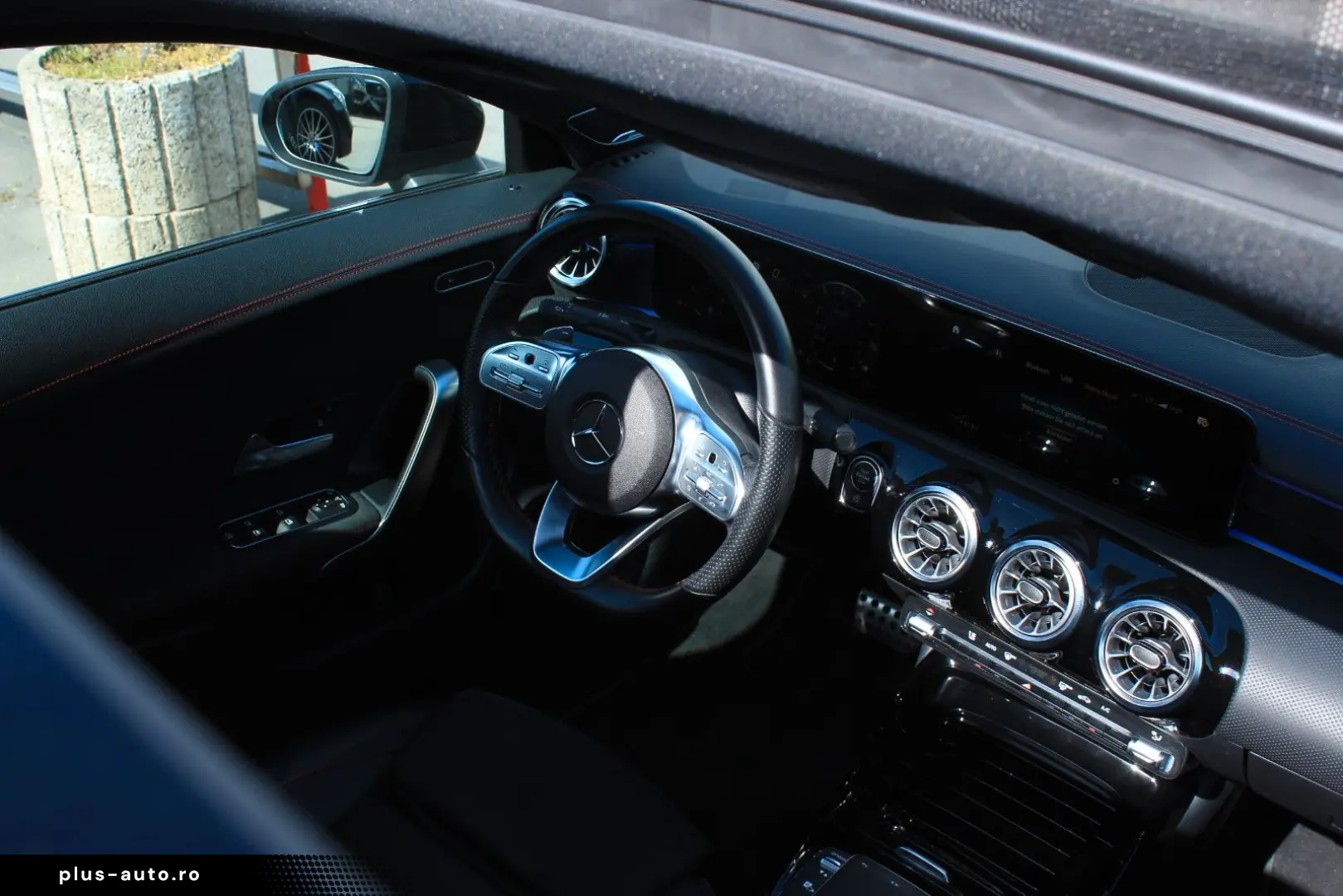 MERCEDES-BENZ CLA35 AMG 4MATIC PANO AMBIENTE BURMESTER NIGHT