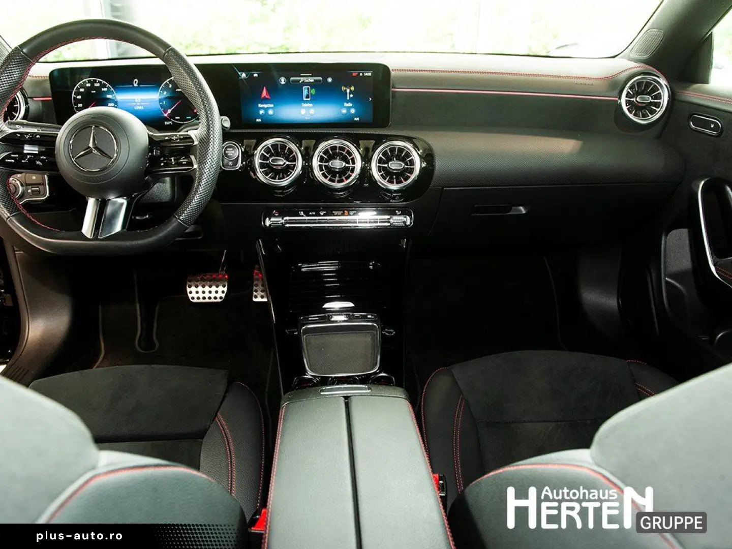 MERCEDES-BENZ CLA 200 AMG LED KEYLESS R-KAMERA AMBIENTE 18