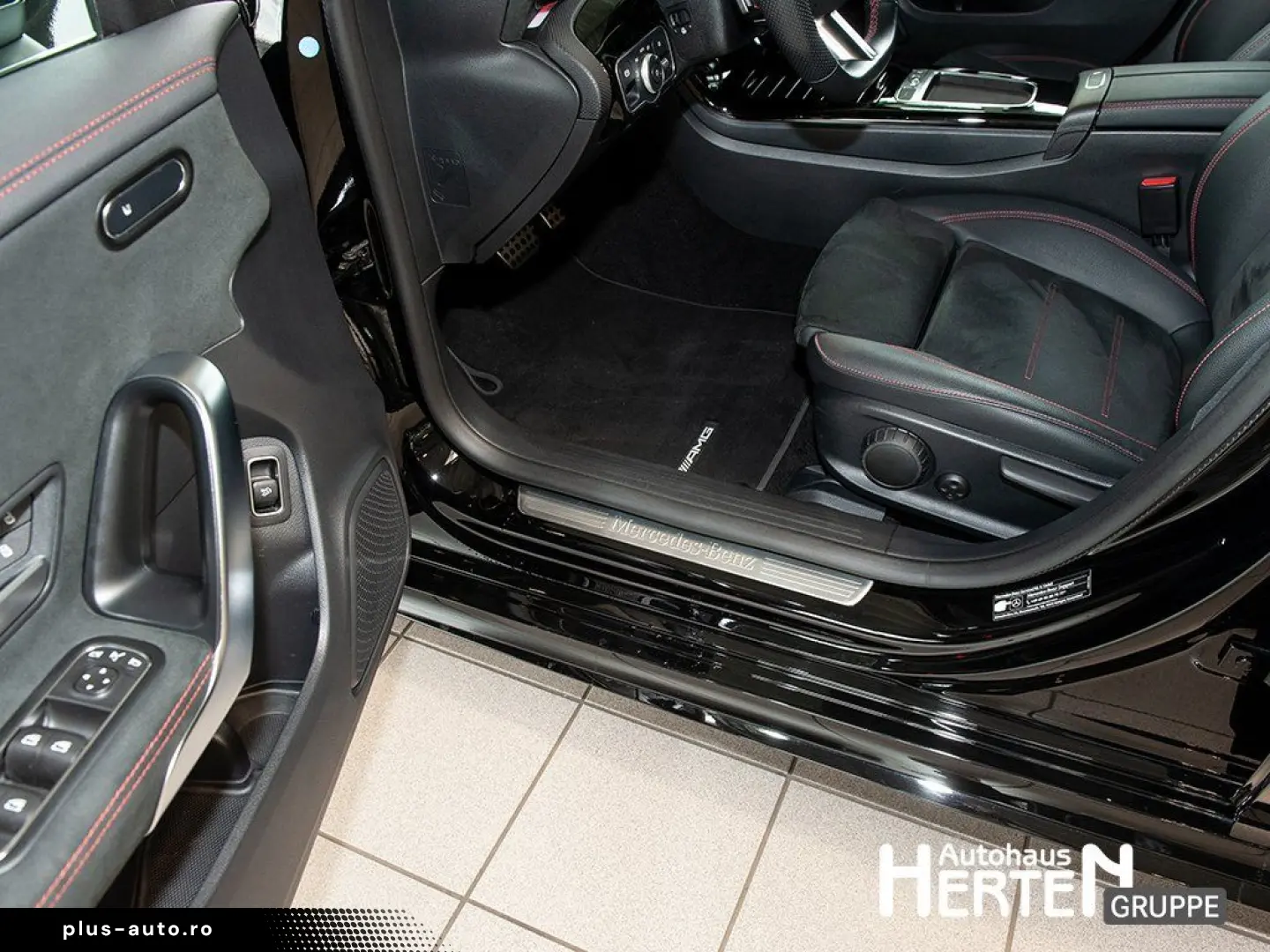 MERCEDES-BENZ CLA 200 AMG LED KEYLESS R-KAMERA AMBIENTE 18