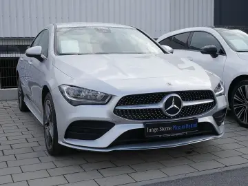 MERCEDES-BENZ CLA 250 e Coupé AMG Sitzkomfort-Paket SHZ MBUX