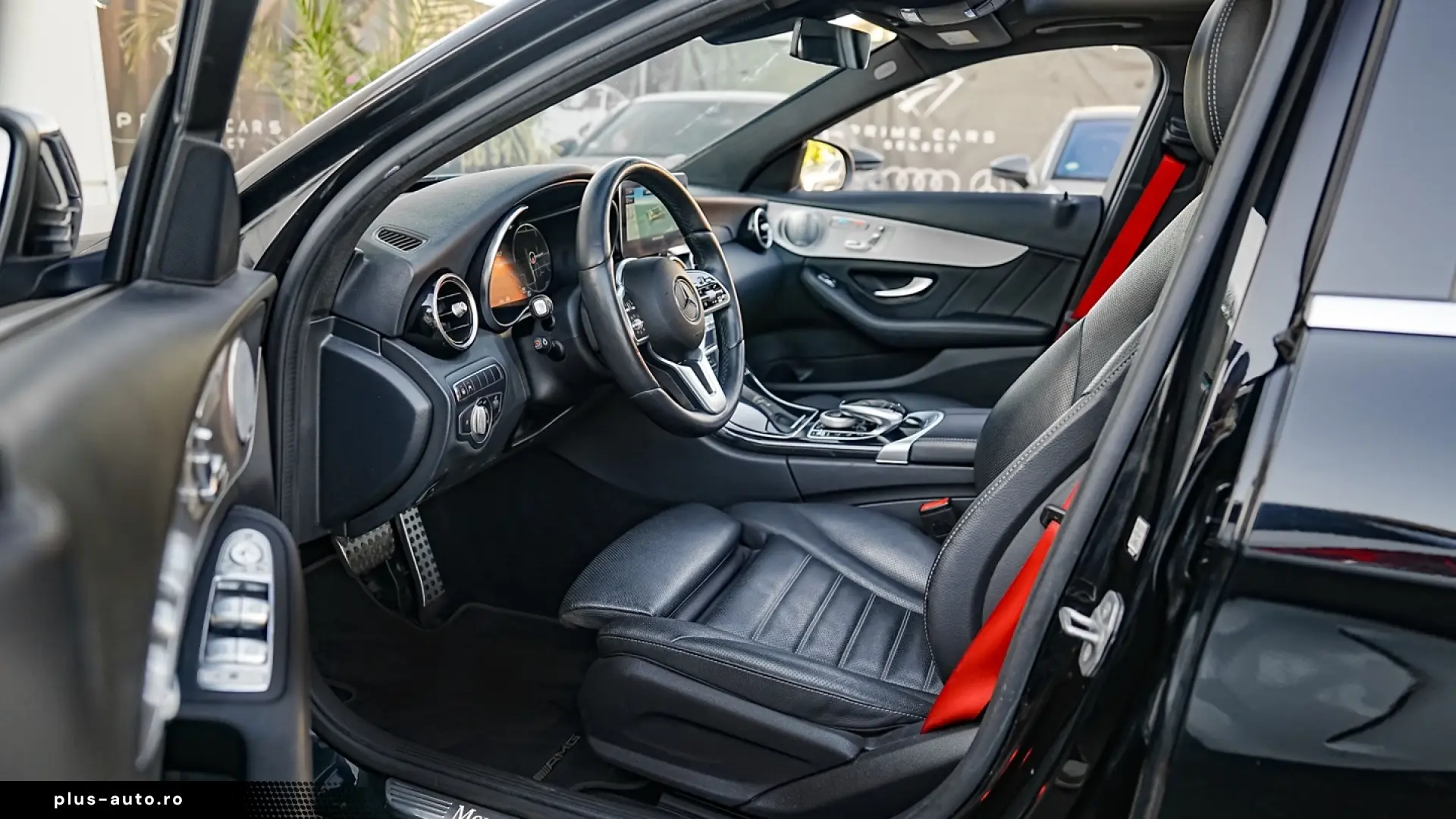 Mercedes-Benz C 300 e 9G-TRONIC AMG Line