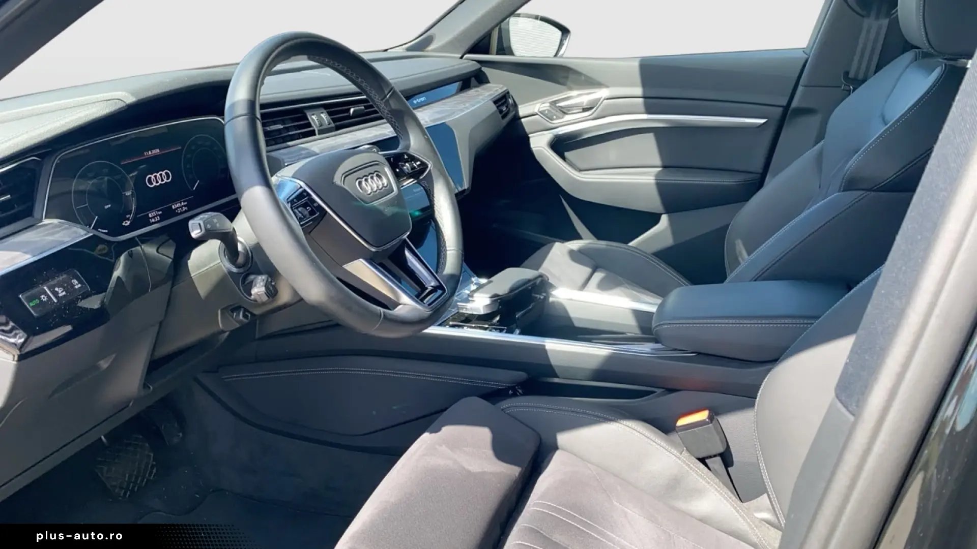 Audi Q8 e-tron S-line 50 quattro  MATRIX HEAD UP KAME