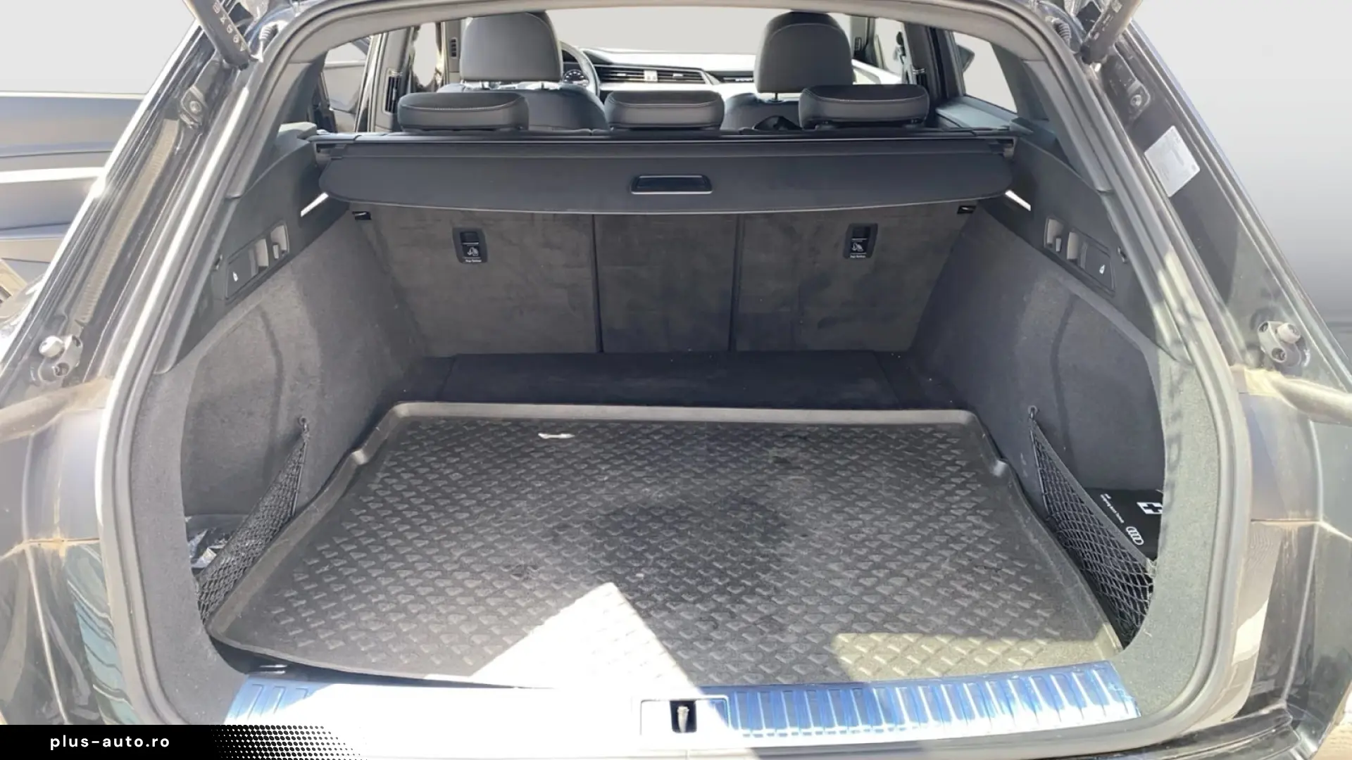Audi Q8 e-tron S-line 50 quattro  MATRIX HEAD UP KAME