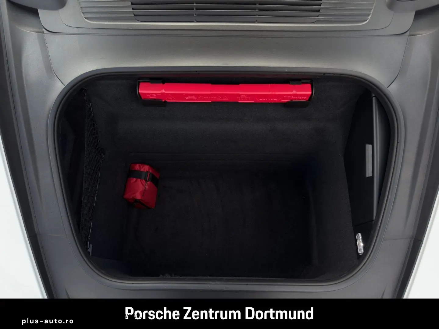PORSCHE 992 911 Carrera Cabriolet Sportabgas Sportsitze