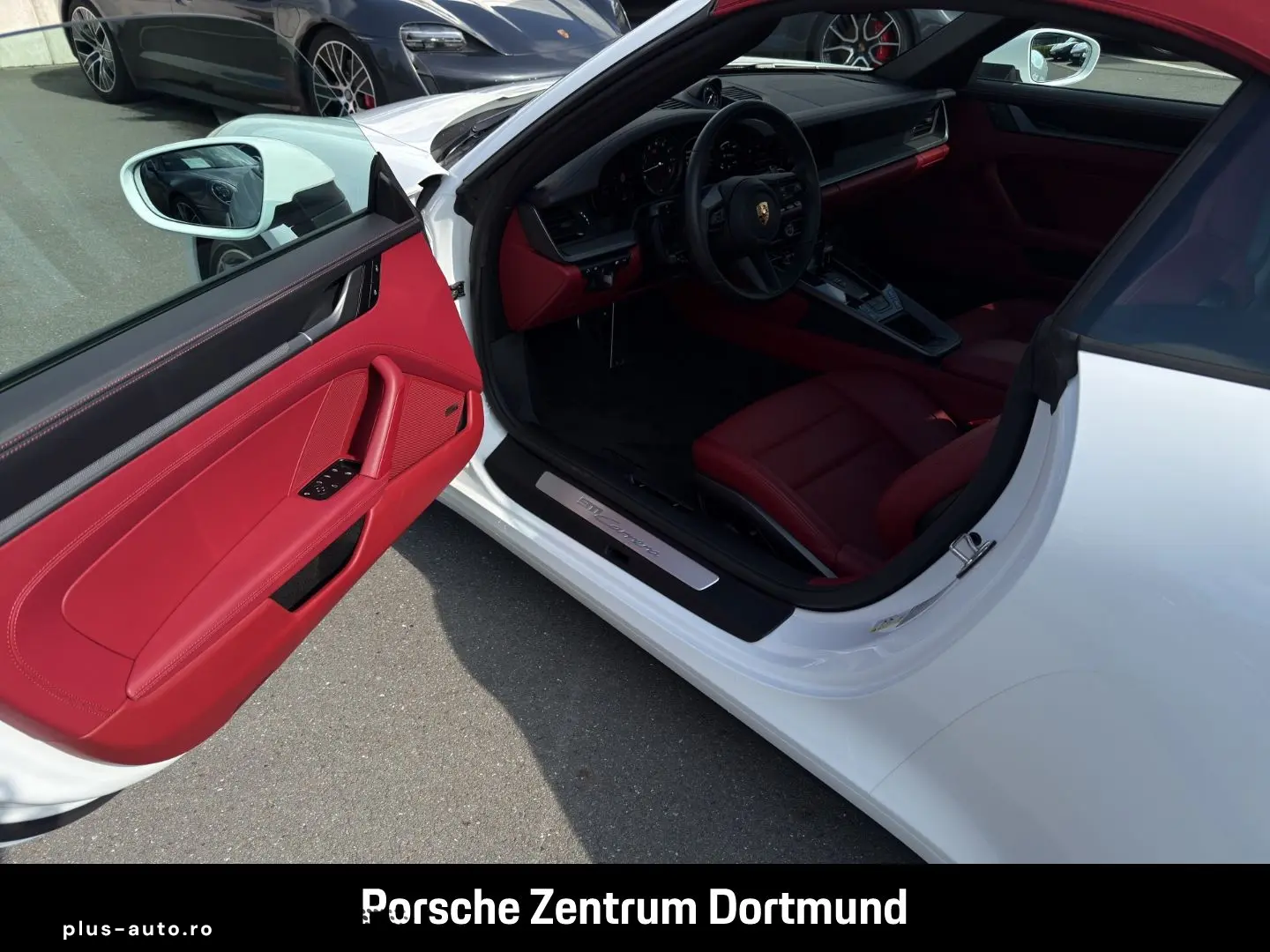 PORSCHE 992 911 Carrera Cabriolet Sportabgas Sportsitze