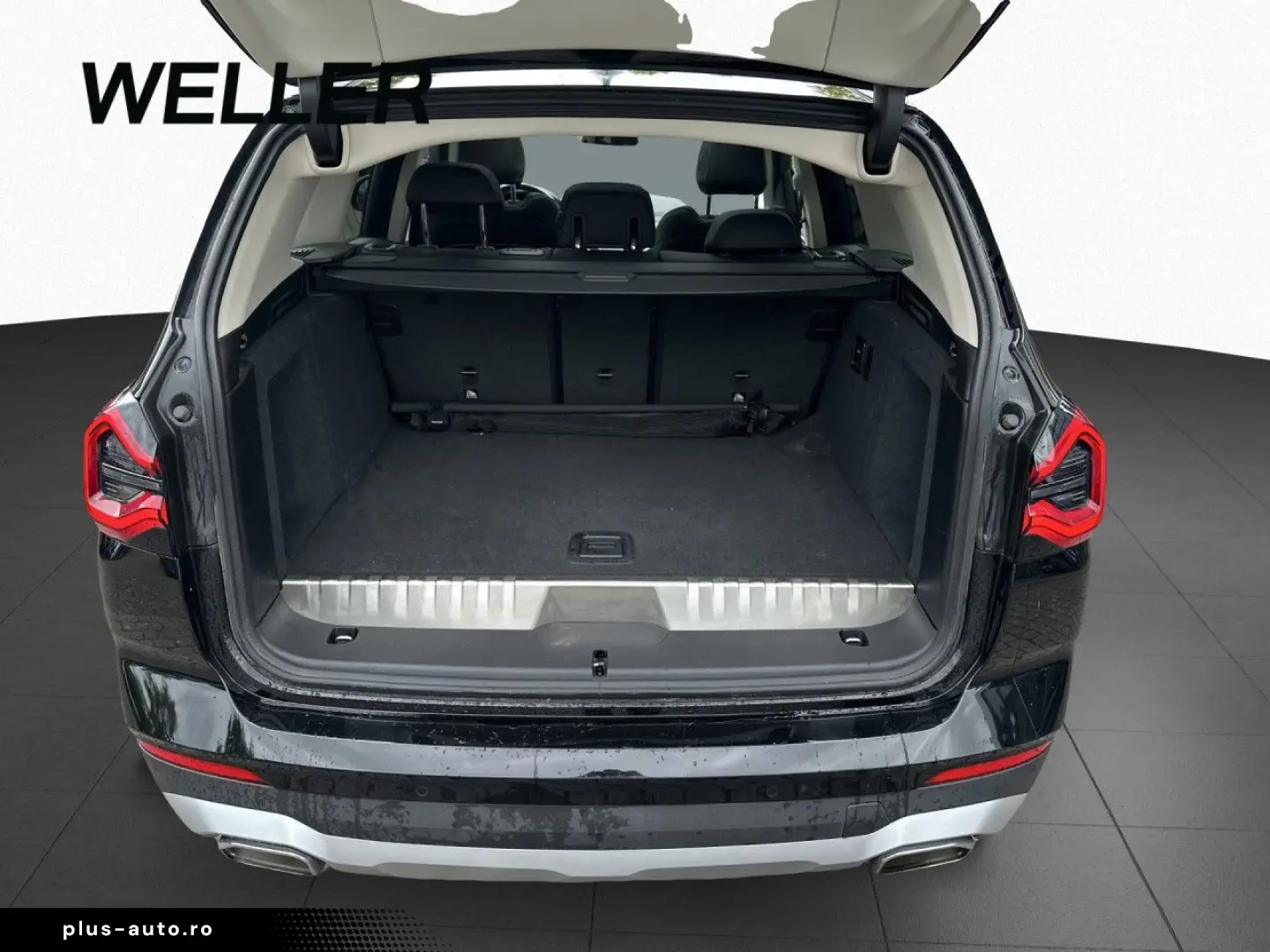 BMW X3 xDr30e LiveC  Pano ACC RFK DA HUD Laser DAB
