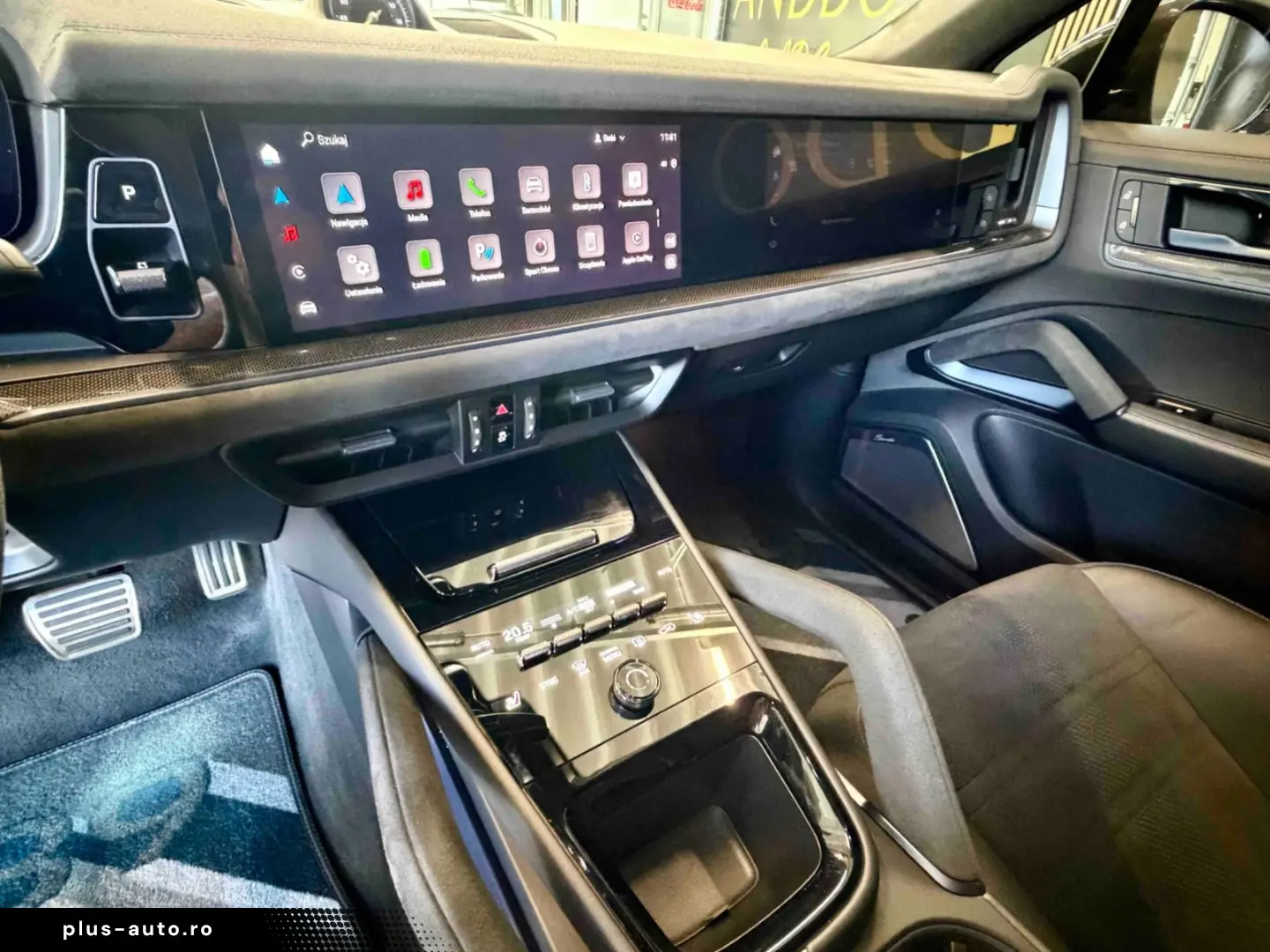 PORSCHE Cayenne GT Package