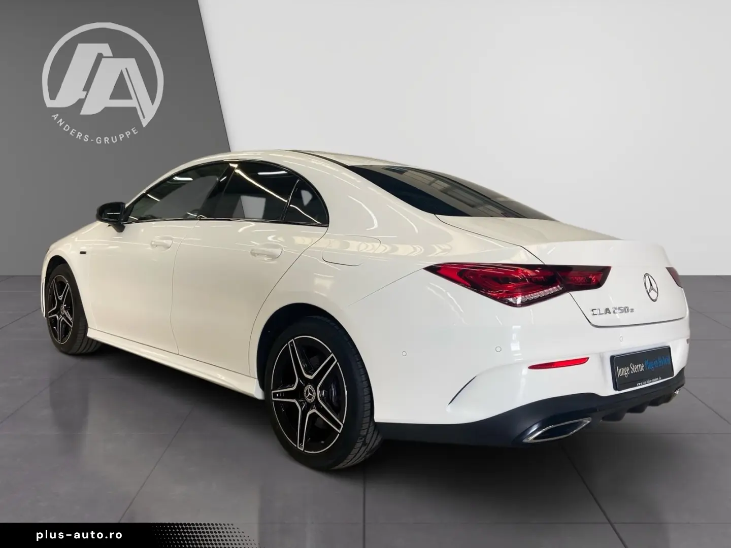 MERCEDES-BENZ CLA 250 e AMG Pano DISTR. LED Navi Kam Night
