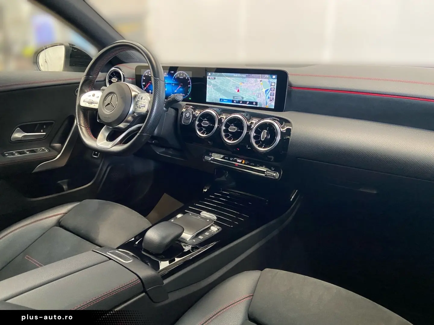 MERCEDES-BENZ CLA 250 e AMG Pano DISTR. LED Navi Kam Night
