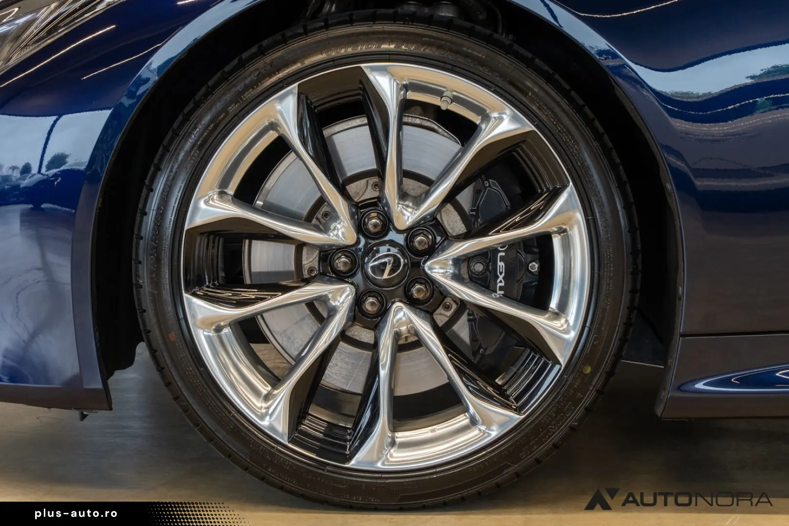 LEXUS LC 2019 — imagine 18