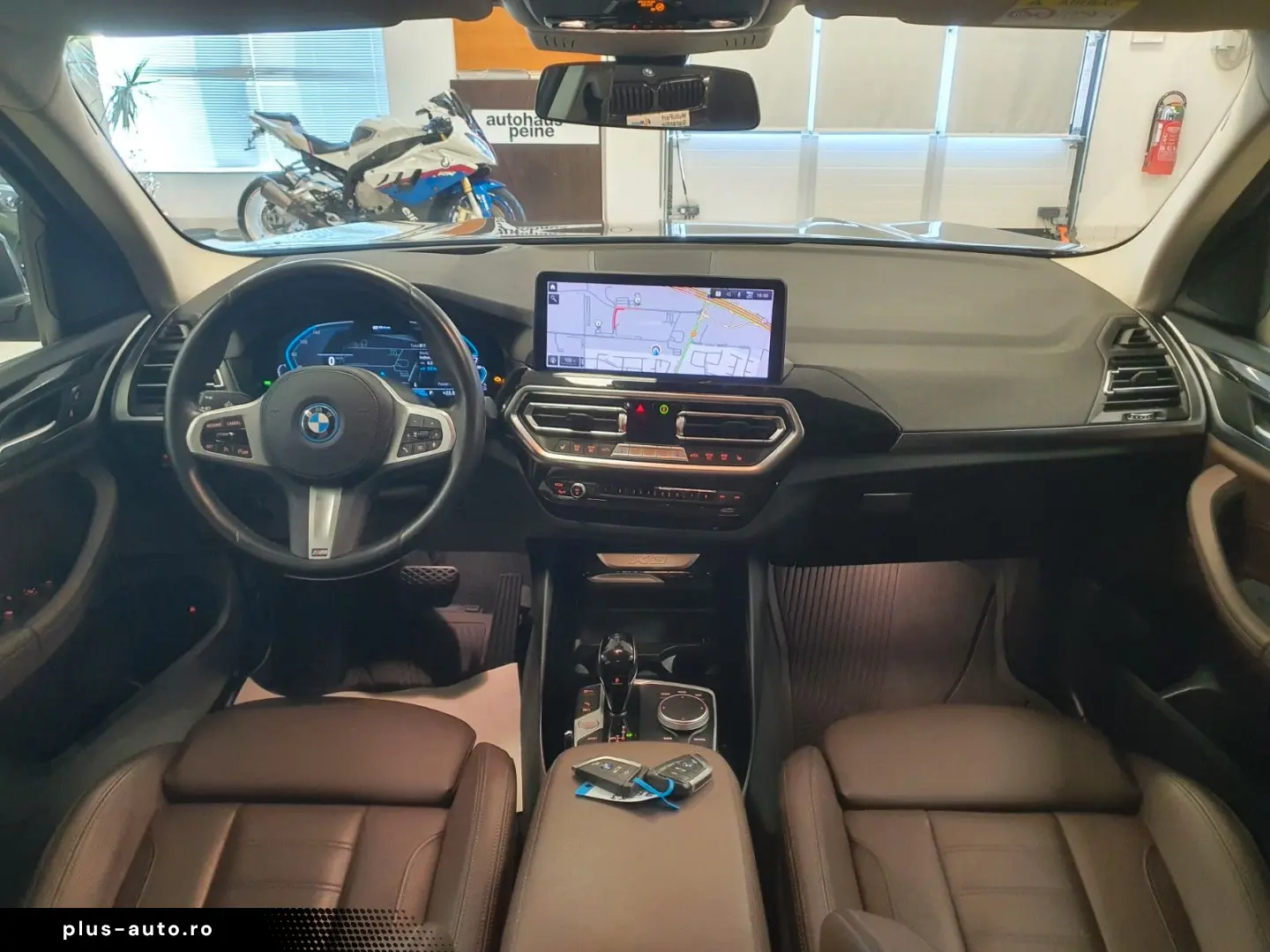 BMW X3 xDrive30e SpSiLede HUD KeyL Park&DrivAs AHK