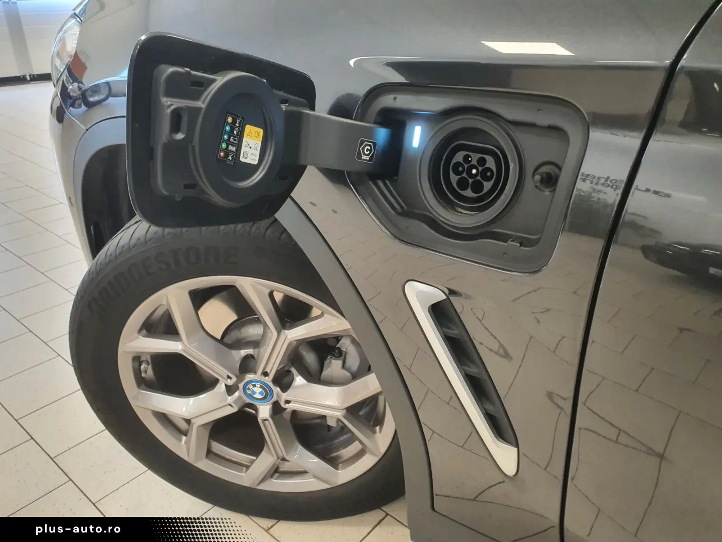 BMW X3 xDrive30e SpSiLede HUD KeyL Park&DrivAs AHK