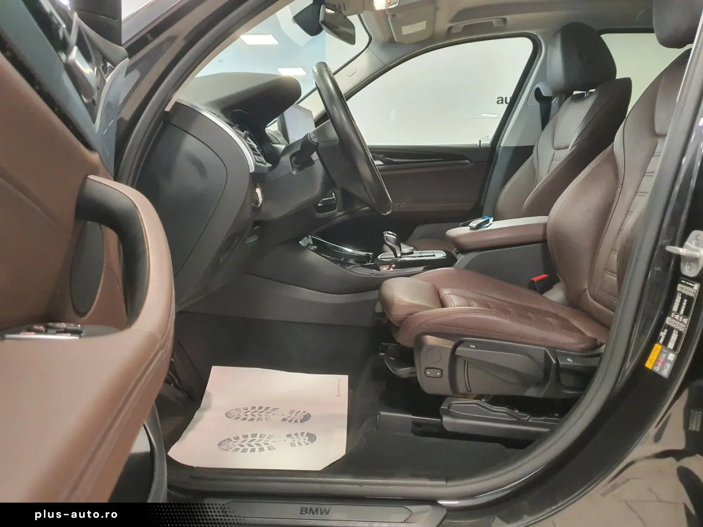 BMW X3 xDrive30e SpSiLede HUD KeyL Park&DrivAs AHK
