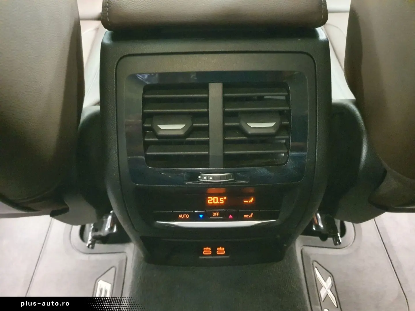 BMW X3 xDrive30e SpSiLede HUD KeyL Park&DrivAs AHK