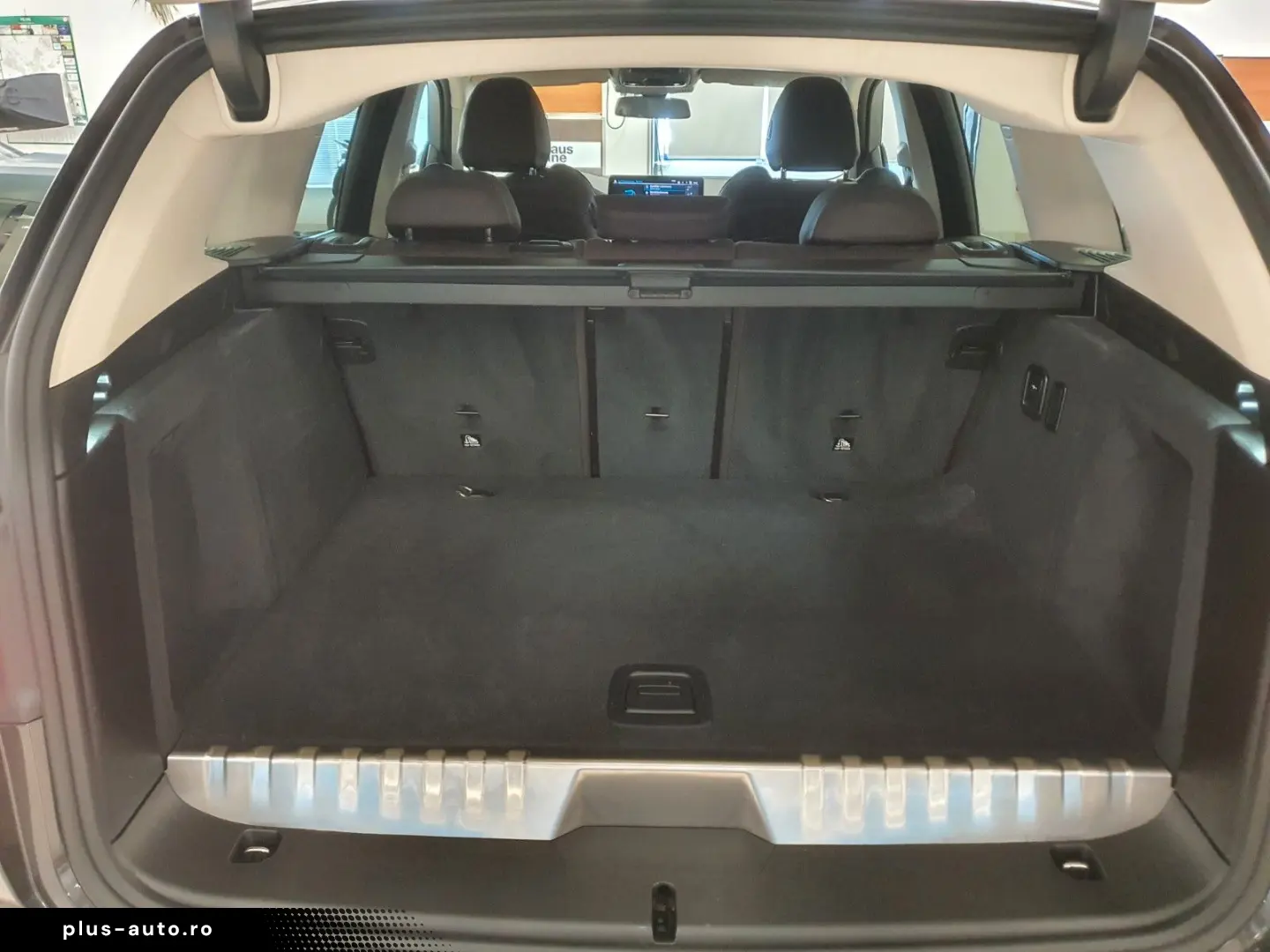 BMW X3 xDrive30e SpSiLede HUD KeyL Park&DrivAs AHK