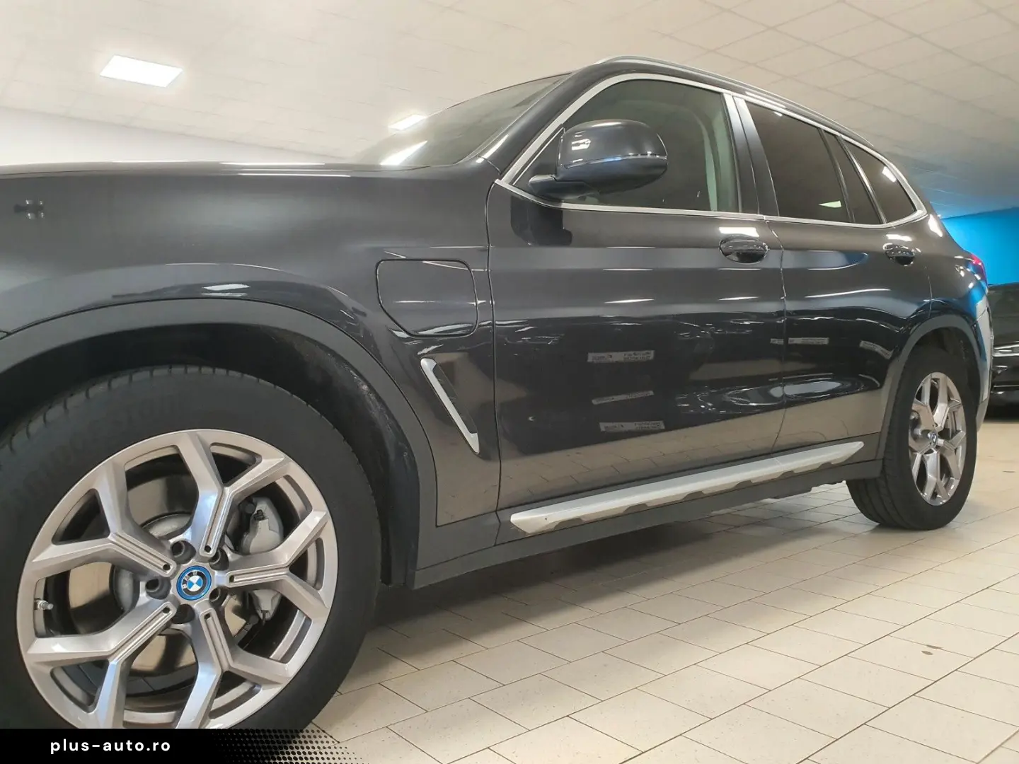 BMW X3 xDrive30e SpSiLede HUD KeyL Park&DrivAs AHK