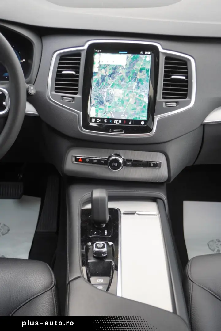 VOLVO XC90 Recharge Plug-In Hybrid AWD AHK 20Zoll LED