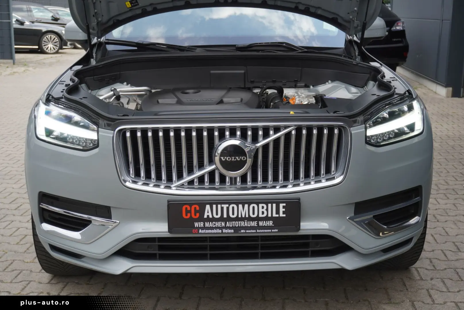 VOLVO XC90 Recharge Plug-In Hybrid AWD AHK 20Zoll LED