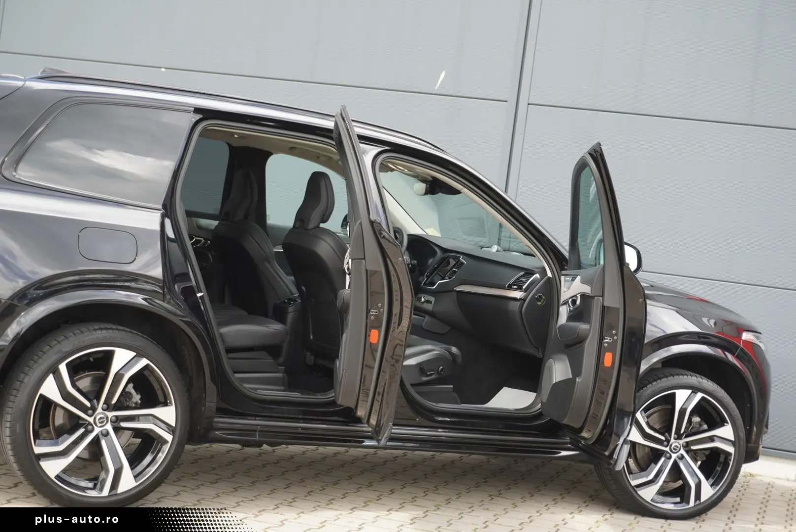 VOLVO XC90 Ultimate Dark PlugIn Hybrid AWD Voll UPE108