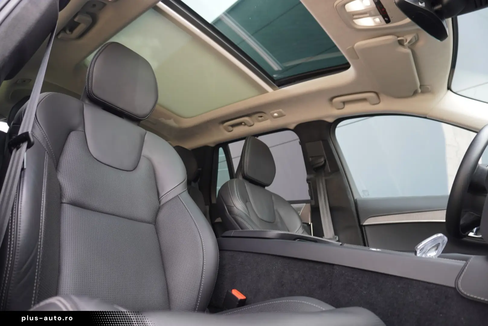 VOLVO XC90 Ultimate Dark PlugIn Hybrid AWD Voll UPE108